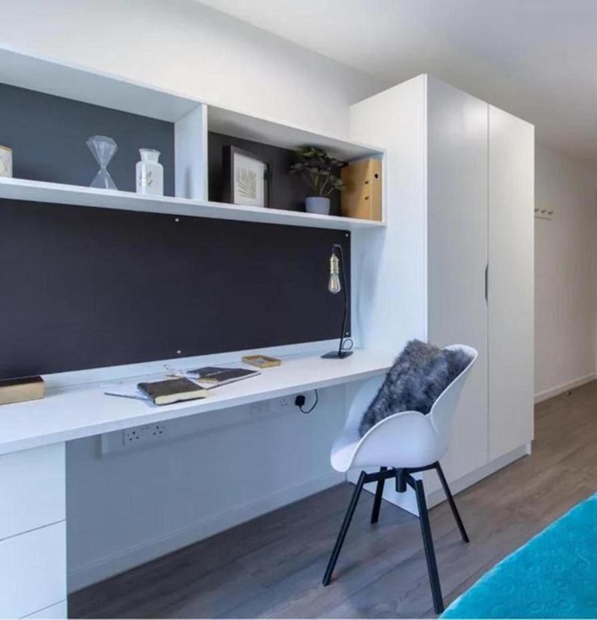 Vibrant Ensuite Rooms, Bournemouth - Sk Luaran gambar