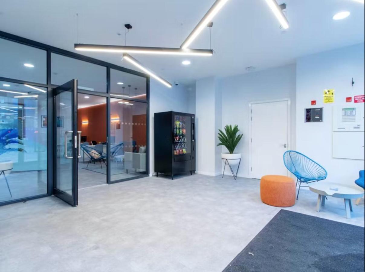 Vibrant Ensuite Rooms, Bournemouth - Sk Luaran gambar